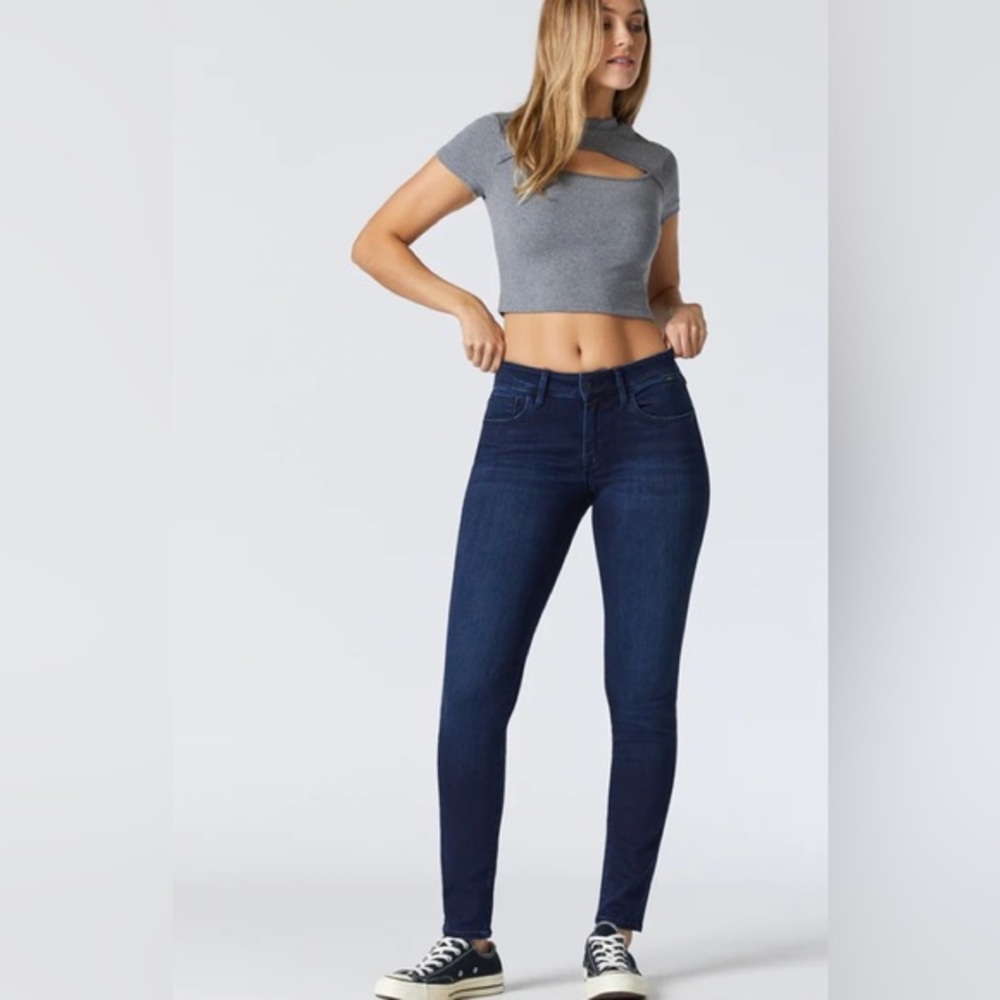 Mavie Alexa Mid Rise Skinny Size 28x30 Women’s